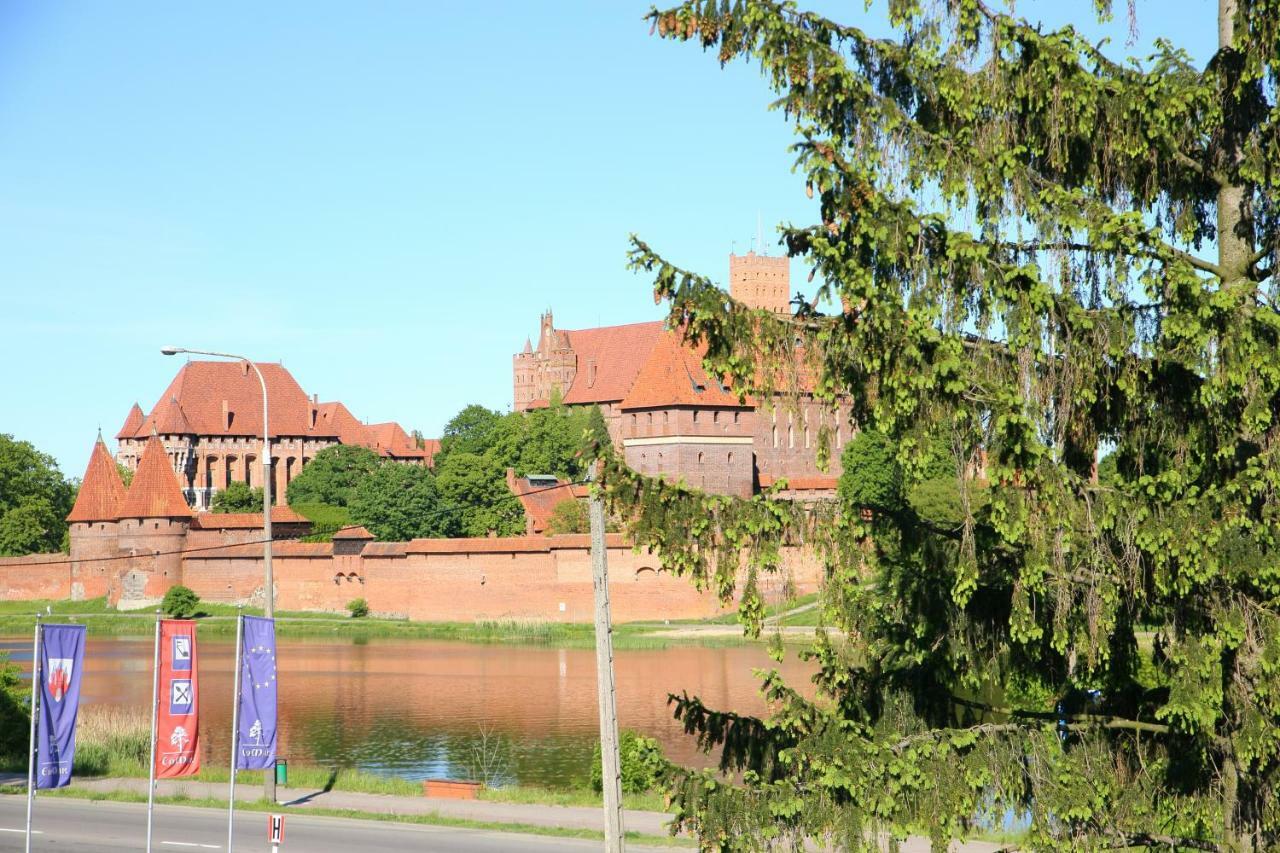Gosciniec W Malborku Exterior foto